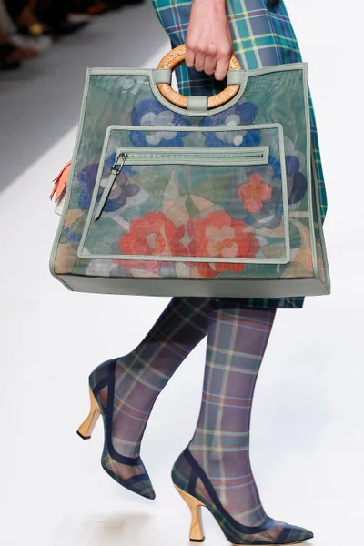 Look 45